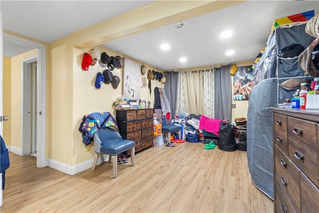 22 Whipple Avenue, North Providence, RI 02911