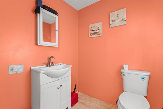 22 Whipple Avenue, North Providence, RI 02911