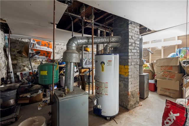 22 Whipple Avenue, North Providence, RI 02911