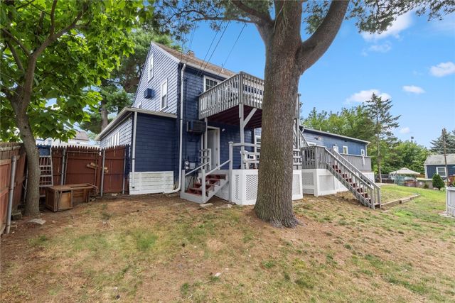 22 Whipple Avenue, North Providence, RI 02911