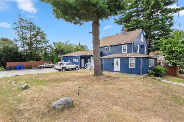 22 Whipple Avenue, North Providence, RI 02911