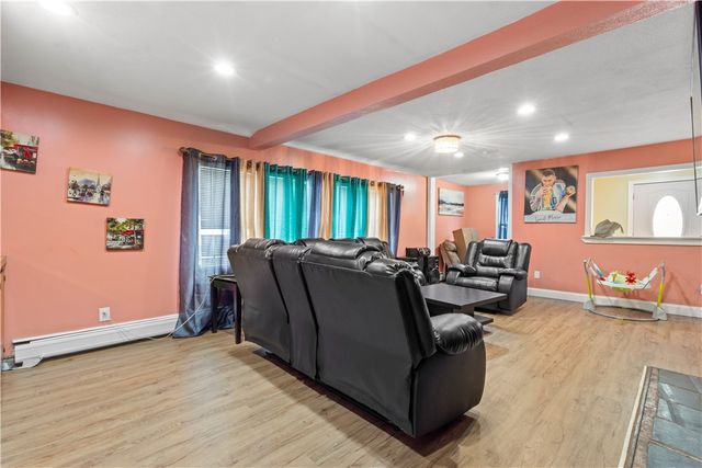 22 Whipple Avenue, North Providence, RI 02911