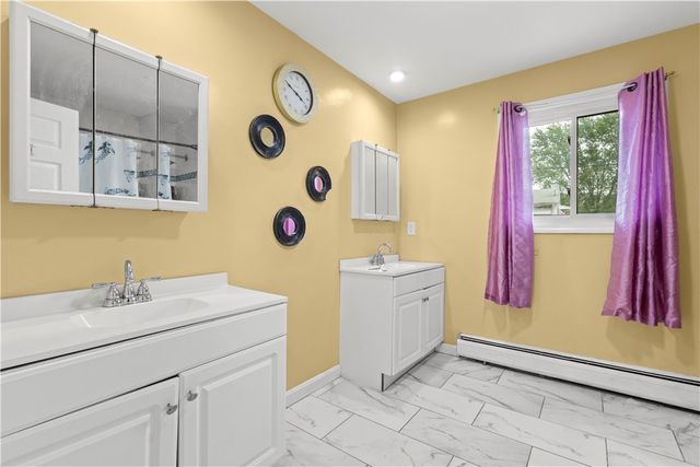 22 Whipple Avenue, North Providence, RI 02911