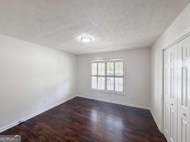 520 Fawn Lane, Loganville, GA 30052