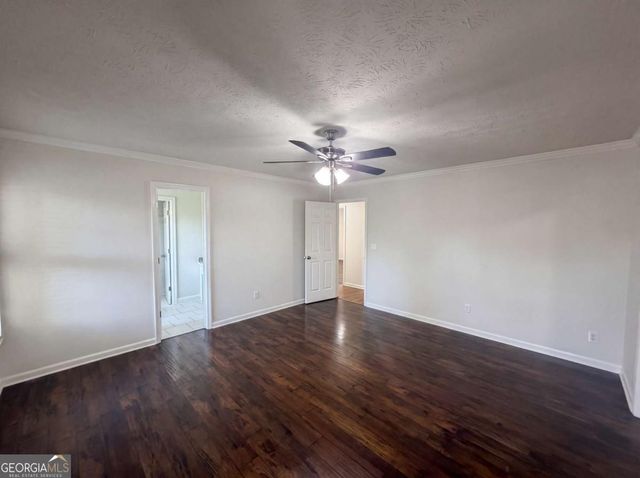 520 Fawn Lane, Loganville, GA 30052