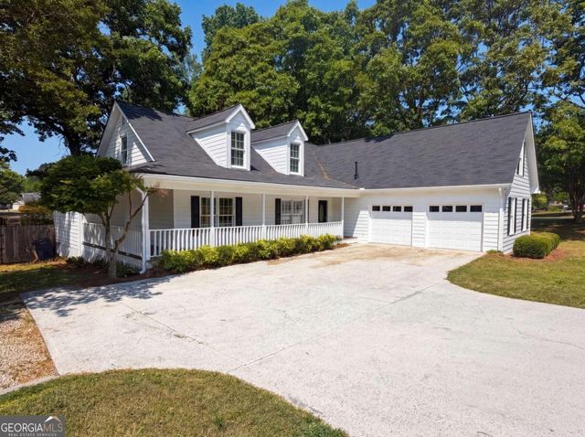 520 Fawn Lane, Loganville, GA 30052