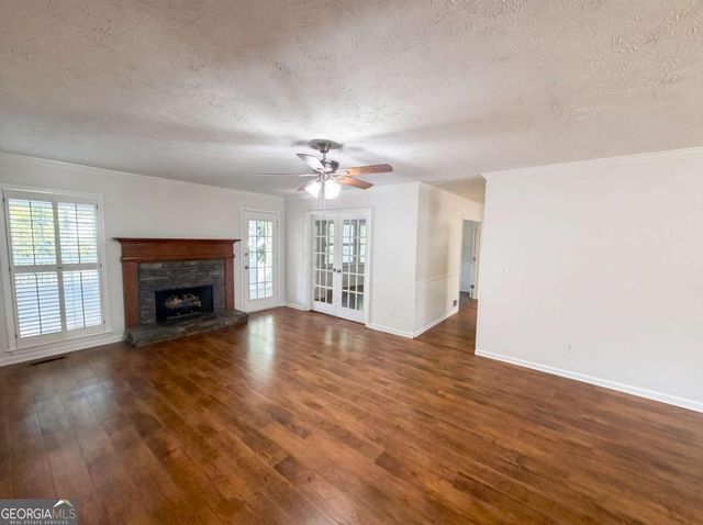 520 Fawn Lane, Loganville, GA 30052