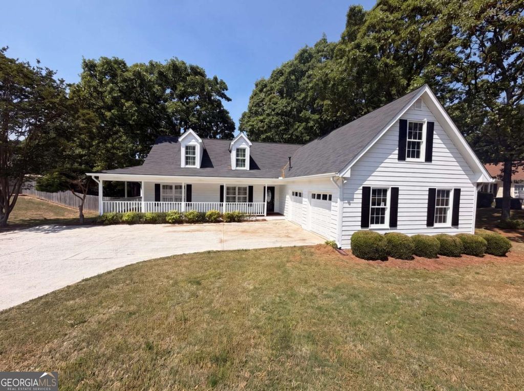 520 Fawn Lane, Loganville, GA 30052