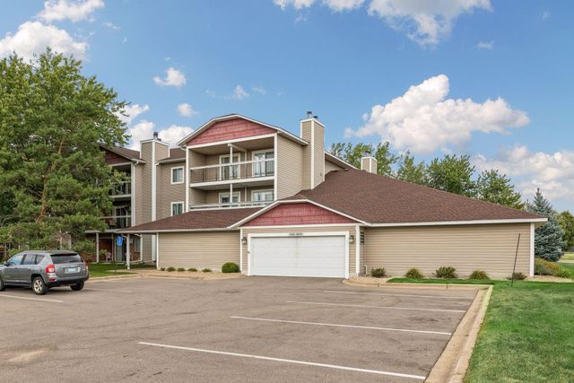 7600 157th Street W 205, Apple Valley, MN 55124
