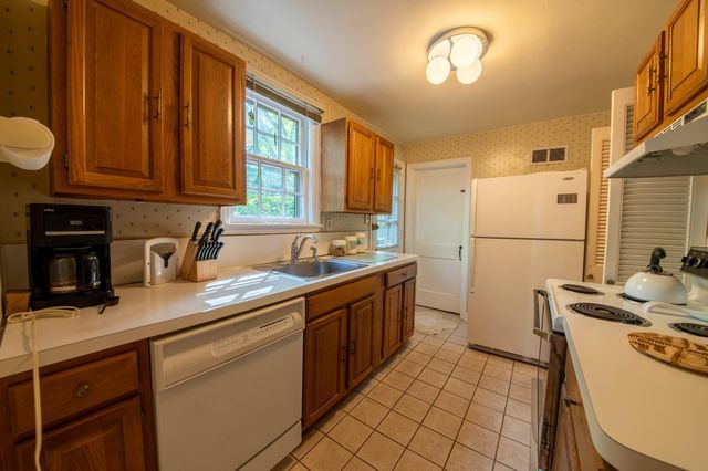 259 HARROGATE RD, Wynnewood, PA 19096
