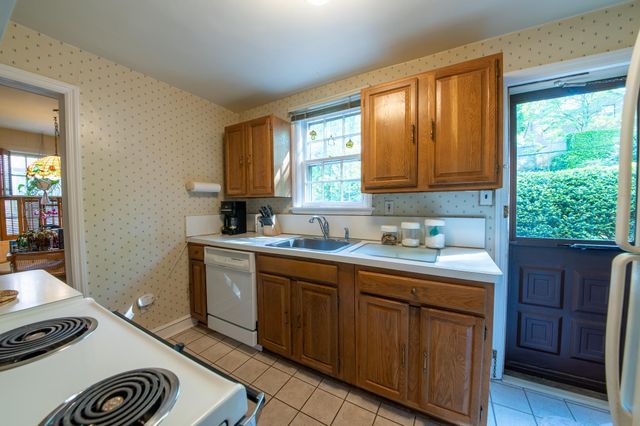 259 HARROGATE RD, Wynnewood, PA 19096