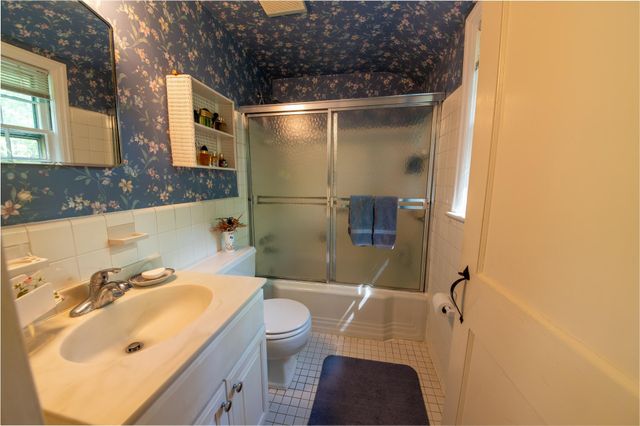 259 HARROGATE RD, Wynnewood, PA 19096