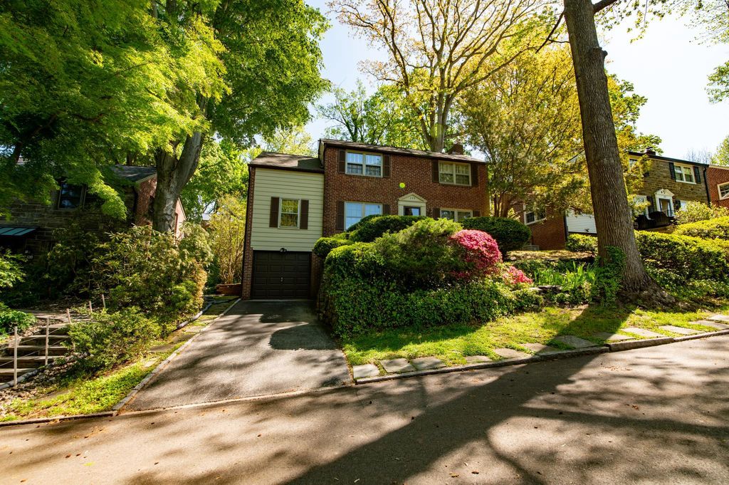 259 HARROGATE RD, Wynnewood, PA 19096