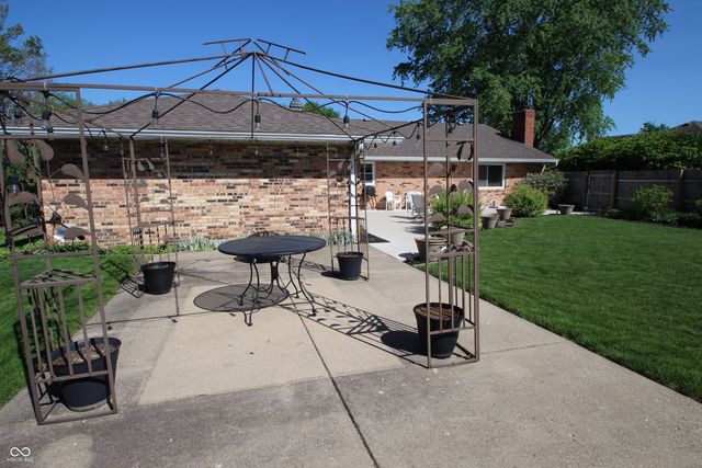36 S Walnut Street, Pittsboro, IN 46167