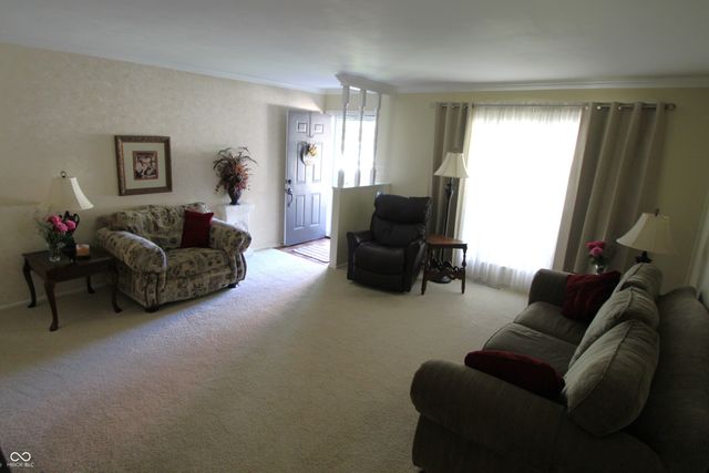 36 S Walnut Street, Pittsboro, IN 46167