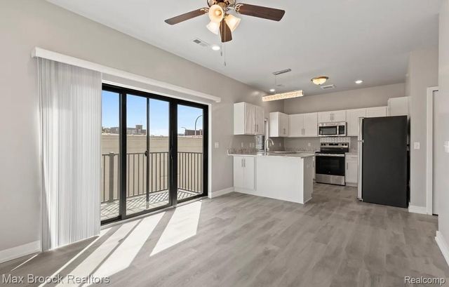 105 N Laurel Street D, Royal Oak, MI 48067