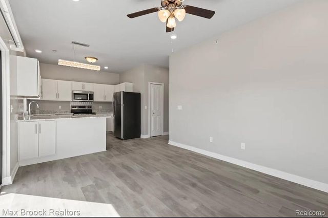 105 N Laurel Street D, Royal Oak, MI 48067
