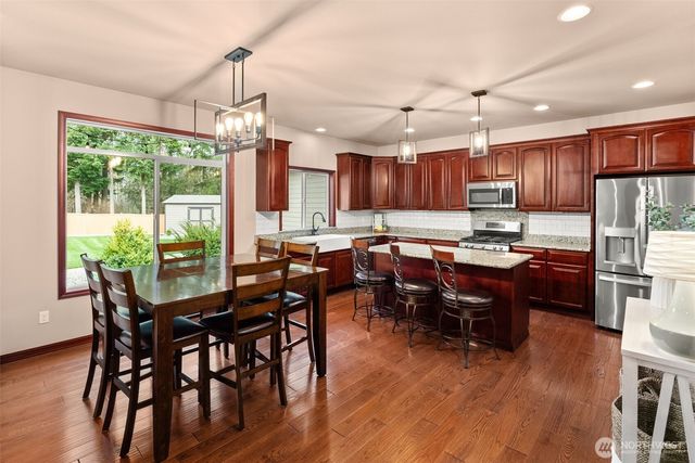 9220 Fox Ridge Lane SE, Olympia, WA 98513