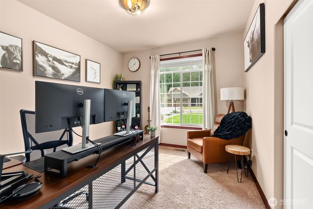 9220 Fox Ridge Lane SE, Olympia, WA 98513