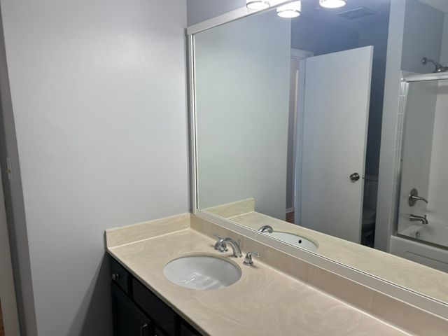 126 Honeysuckle Court, Rolling Meadows, IL 60008