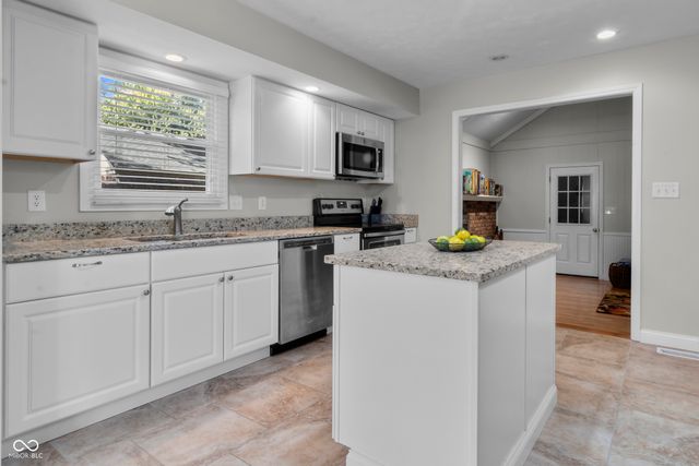 13953 Oak Ridge Road, Carmel, IN 46032