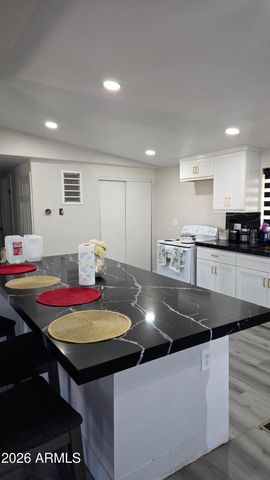 1105 S Frost Lane S, Avondale, AZ 85323