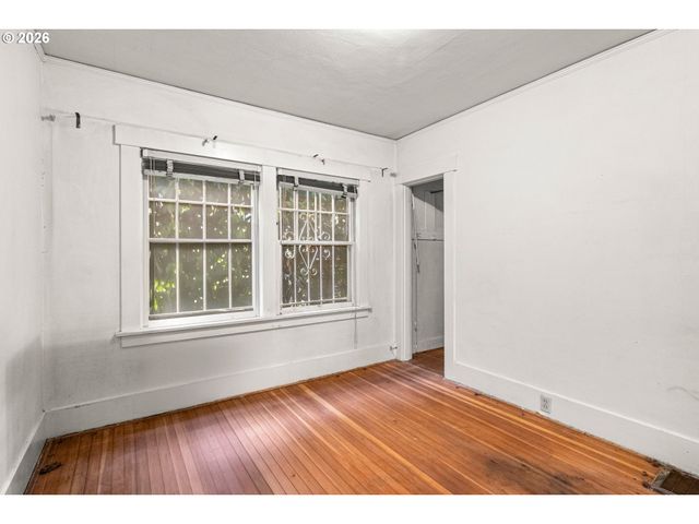 1724 Ne 49TH Ave, Portland, OR 97213