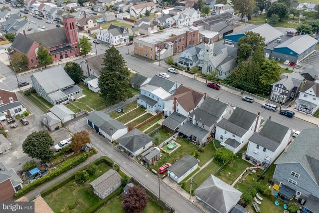 126 W WHITE ST, Summit Hill, PA 18250