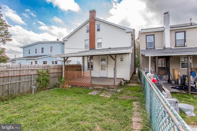 126 W WHITE ST, Summit Hill, PA 18250