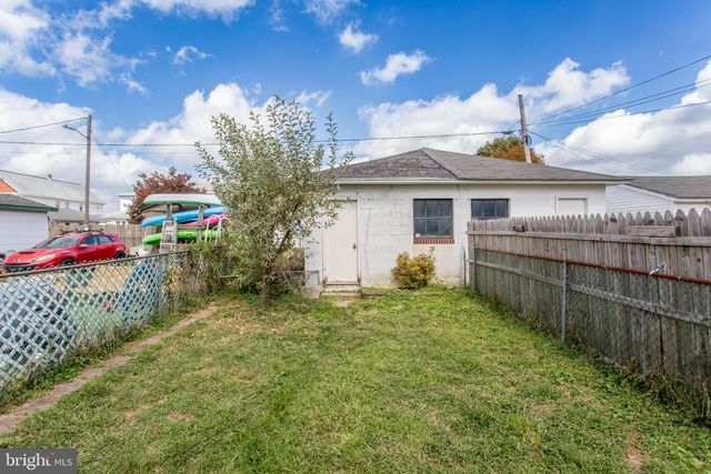 126 W WHITE ST, Summit Hill, PA 18250