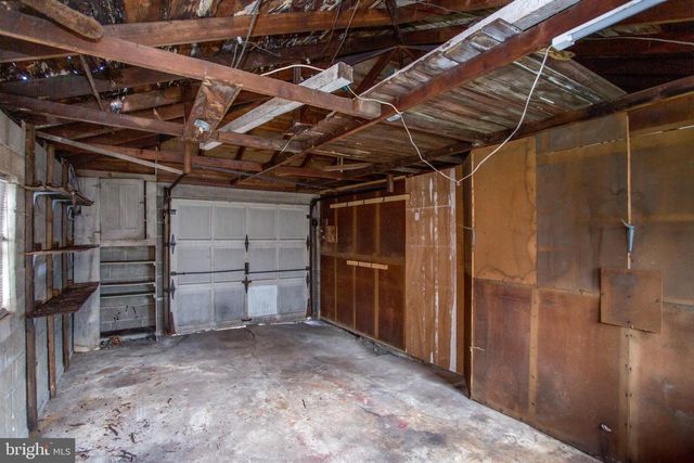 126 W WHITE ST, Summit Hill, PA 18250