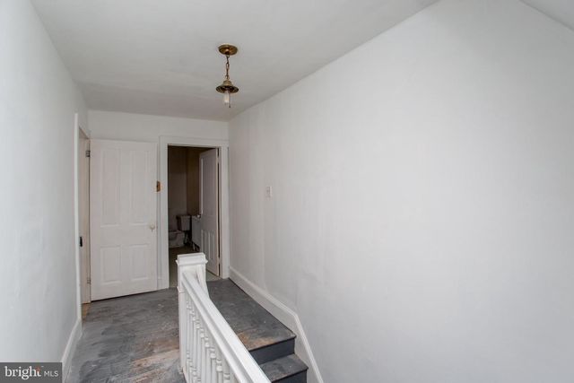 126 W WHITE ST, Summit Hill, PA 18250