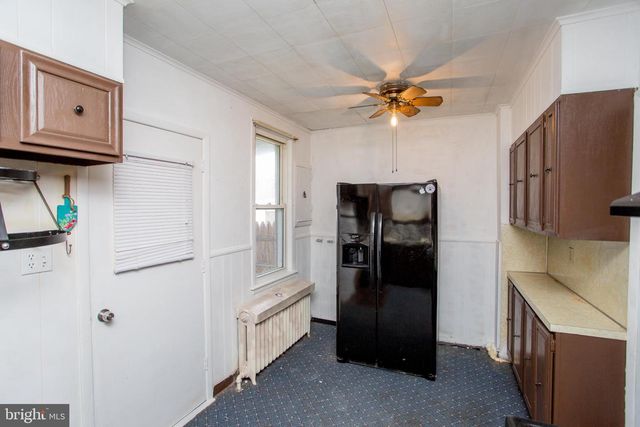 126 W WHITE ST, Summit Hill, PA 18250