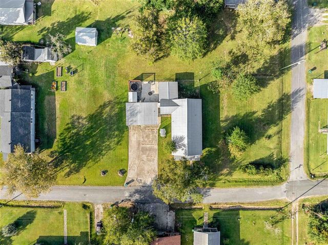 204 Gordon St Street, Dequincy, LA 70633