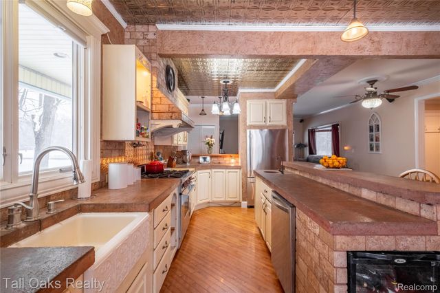 9198 Hegel Road, Atlas Township, MI 48438