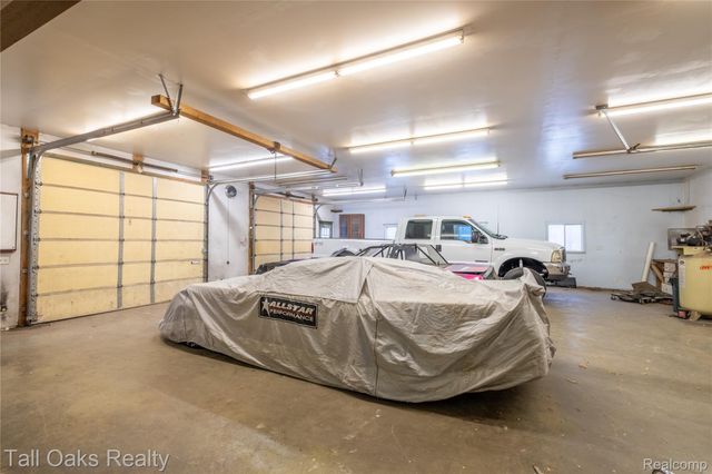 9198 Hegel Road, Atlas Township, MI 48438