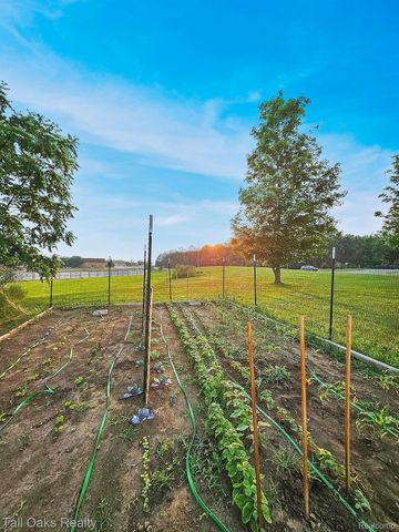 9198 Hegel Road, Atlas Township, MI 48438