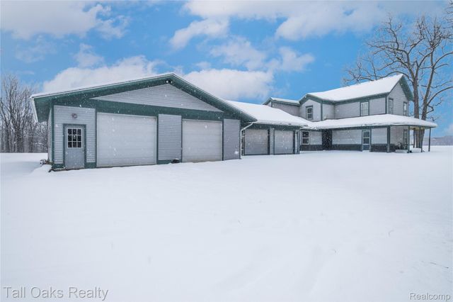 9198 Hegel Road, Atlas Township, MI 48438