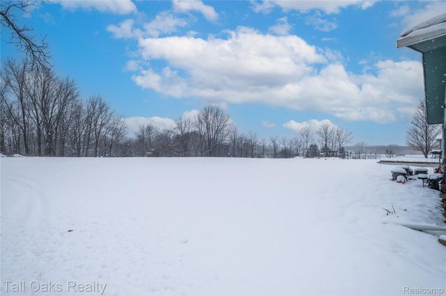 9198 Hegel Road, Atlas Township, MI 48438