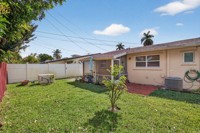 1701 NE 55th Street, Fort Lauderdale, FL 33334