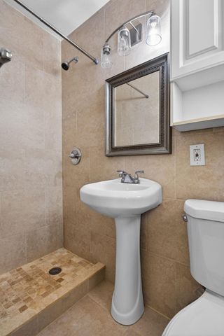 1701 NE 55th Street, Fort Lauderdale, FL 33334