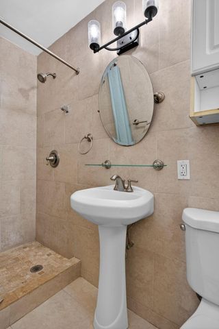 1701 NE 55th Street, Fort Lauderdale, FL 33334