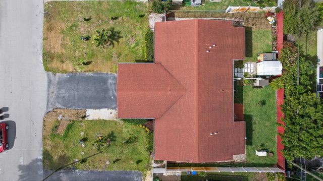 1701 NE 55th Street, Fort Lauderdale, FL 33334