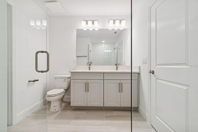 8011 SEAFLOWER PARKWAY, Bradenton, FL 34210