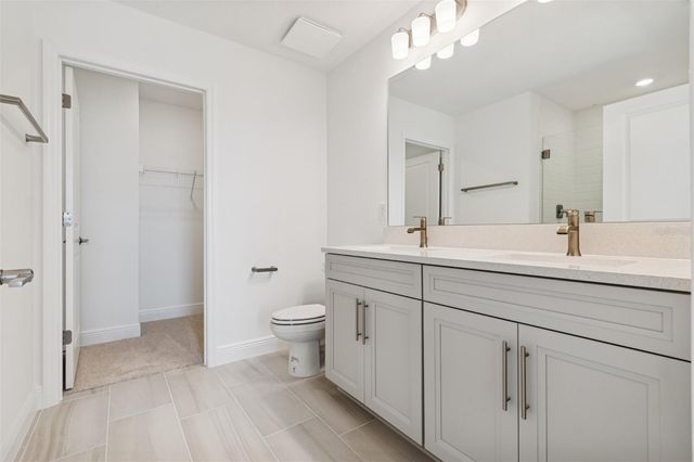 8011 SEAFLOWER PARKWAY, Bradenton, FL 34210