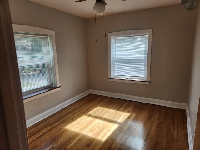 2835 W Byron Street 2E, Chicago, IL 60618