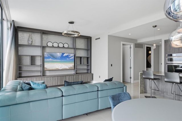1155 N GULFSTREAM AVENUE 807, Sarasota, FL 34236