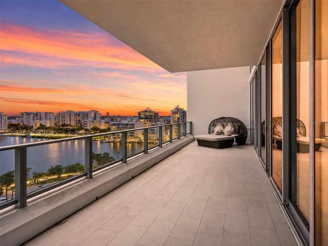 1155 N GULFSTREAM AVENUE 807, Sarasota, FL 34236