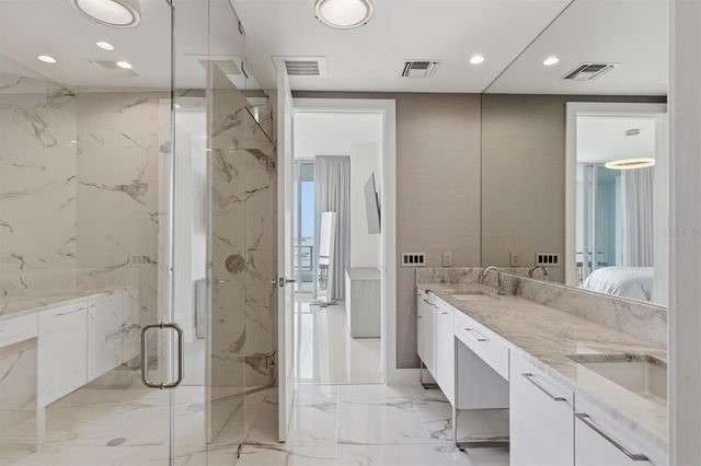 1155 N GULFSTREAM AVENUE 807, Sarasota, FL 34236