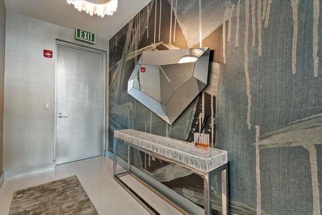 1155 N GULFSTREAM AVENUE 807, Sarasota, FL 34236
